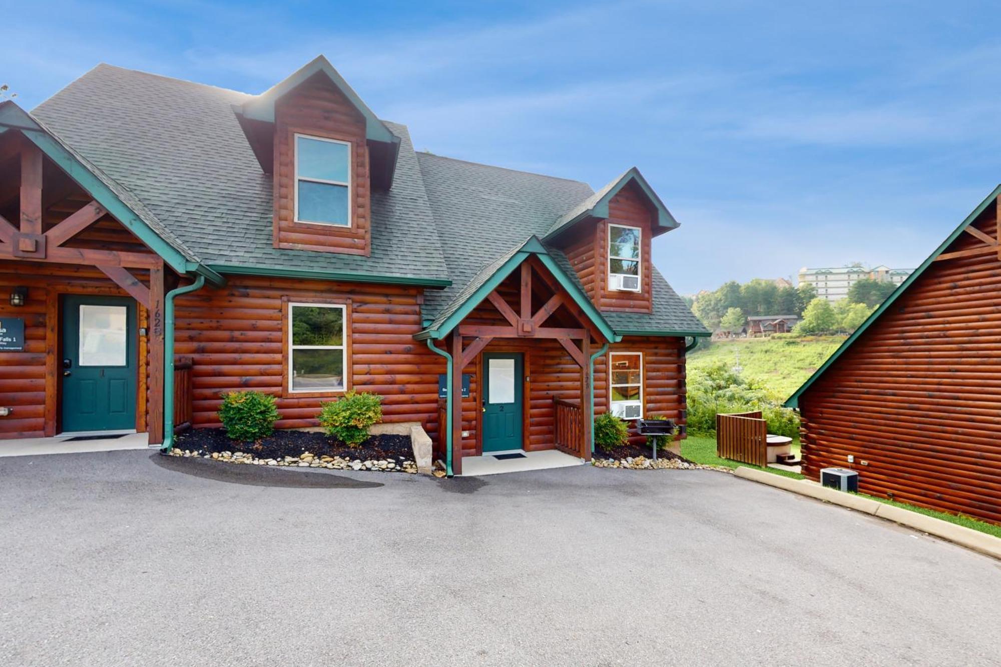 Bear Cove Falls Pigeon Forge Room photo